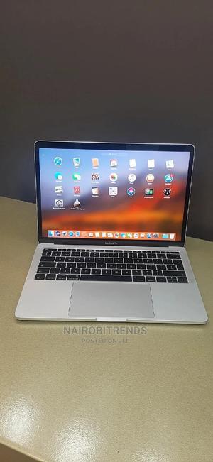 Laptop Apple MacBook Pro 2017 8GB Intel Core I5 SSD 256GB - main view