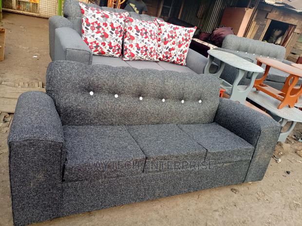 New 3 Seater Sofa - thumbnail 2