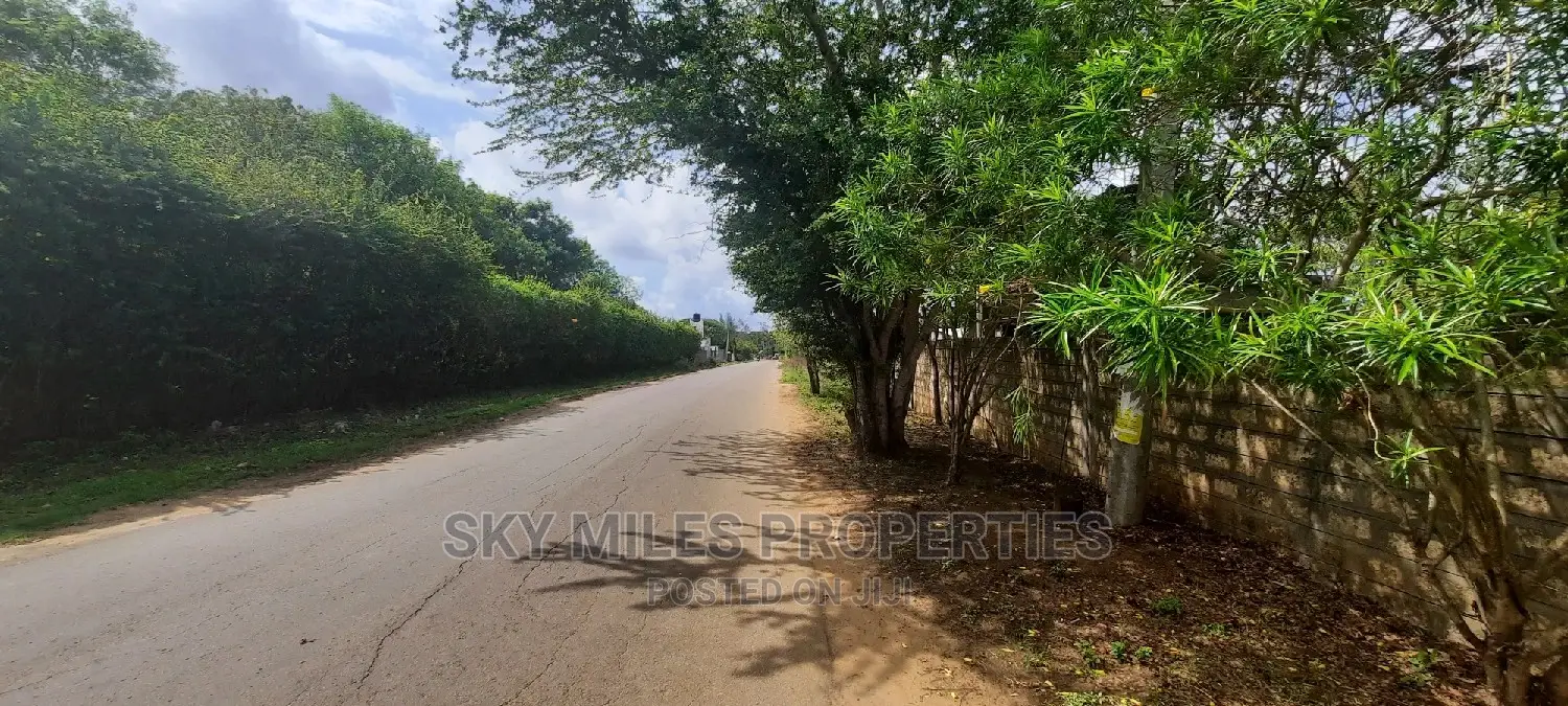 Commercial 1 Acre Land on Sale at Kikambala