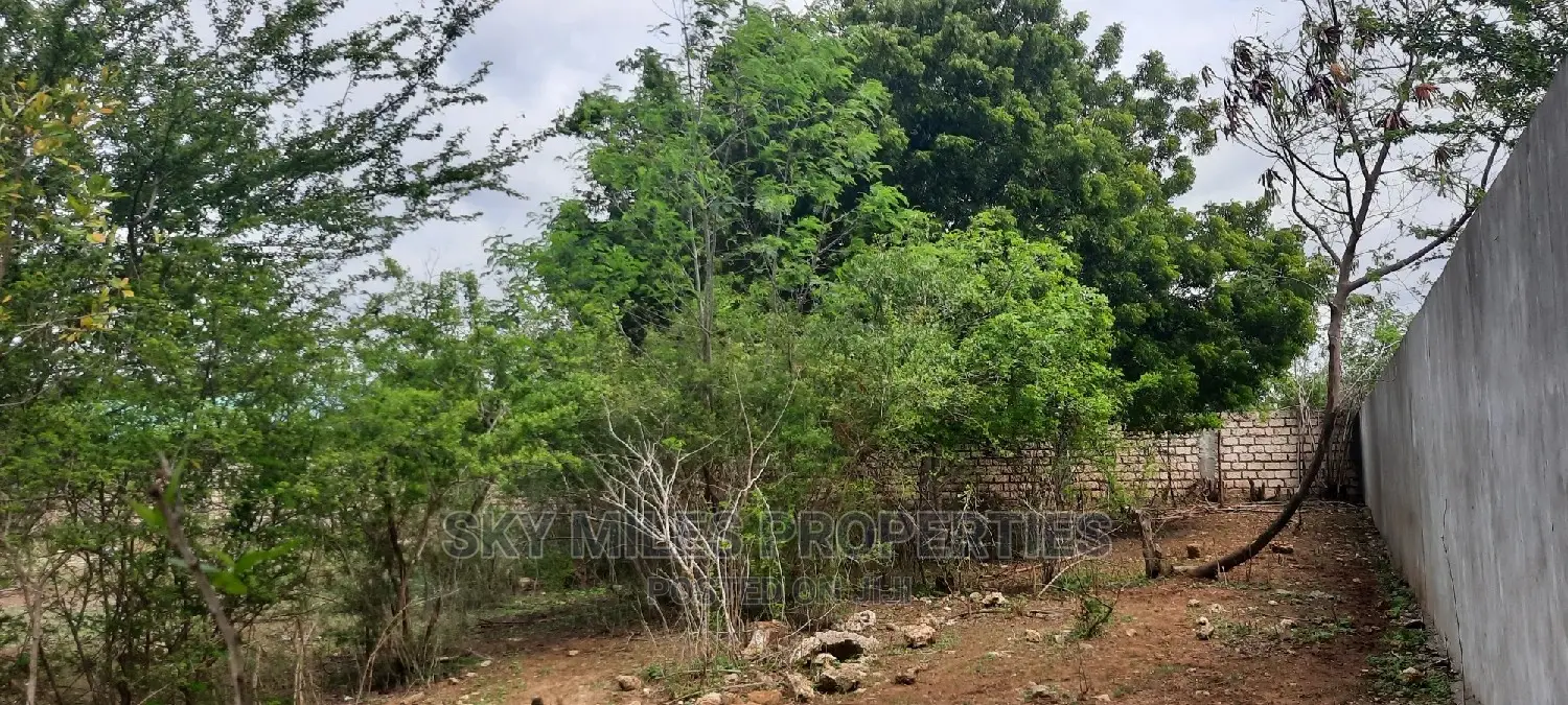 Commercial 1 Acre Land on Sale at Kikambala