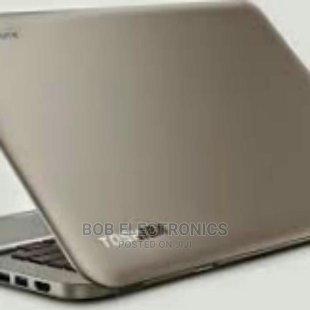 Toshiba Satellite Genuine Casing - main view