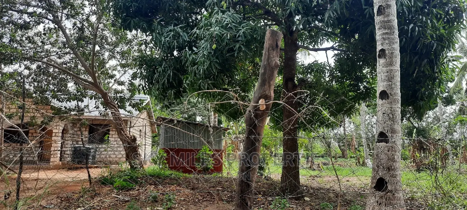 Half Acre Land on Sale at Bomani