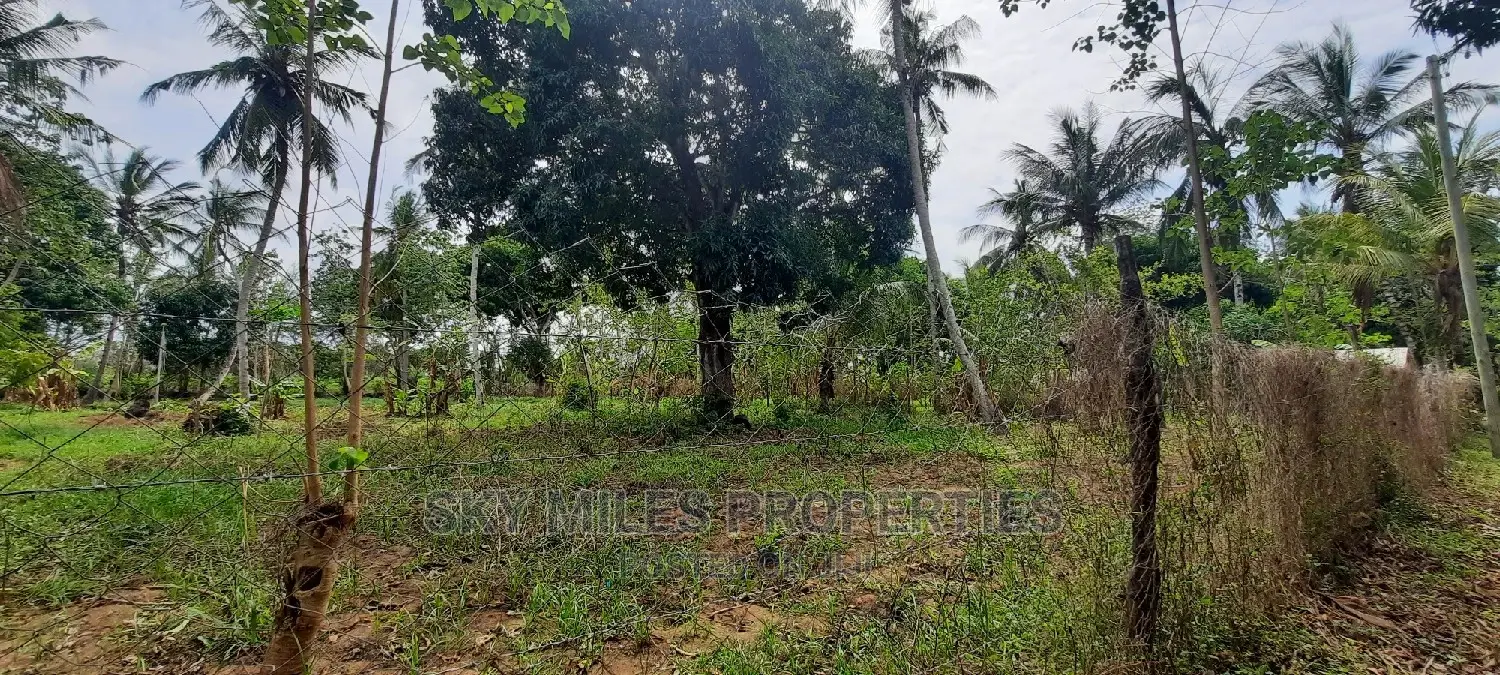Half Acre Land on Sale at Bomani