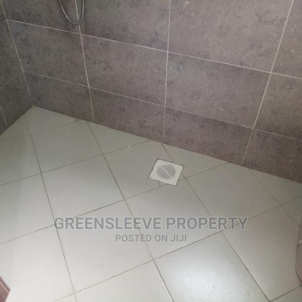 5bdrm Townhouse in Hardy for Rent - thumbnail 2