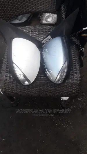 Mazda Demio New Model Side Mirror Assembly With Indicator