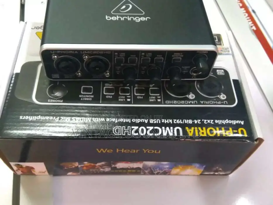 2 Channel Behringer Umc202hd Soundcard