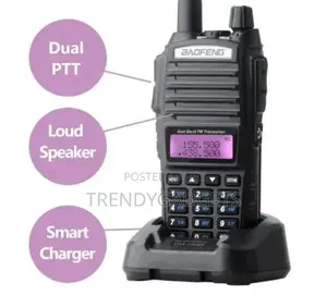Baofeng Uv-5r Iii Tri-Band VHF/Uhf 136-174/220-260/400-520mh