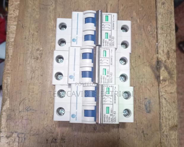 Dc 40 Amps Double Pole