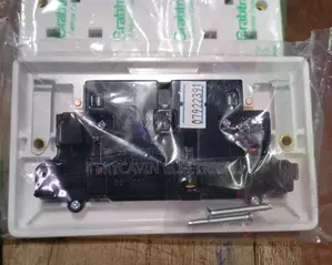 Crabtree Twin Socket