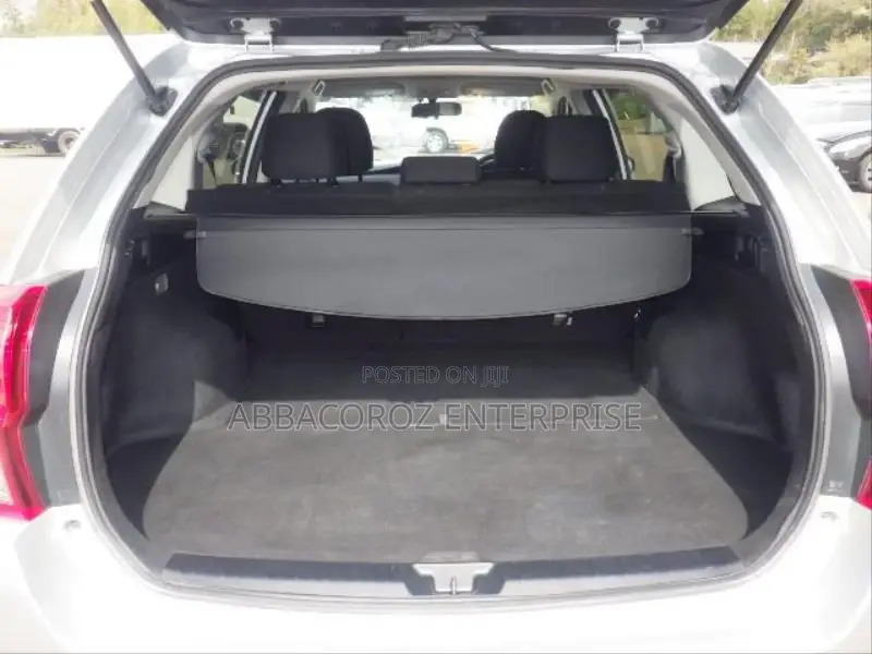 Toyota Fielder 2016 Silver
