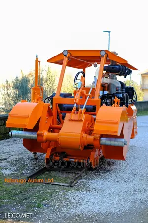 LECOMET New Stone Cutting Machine.