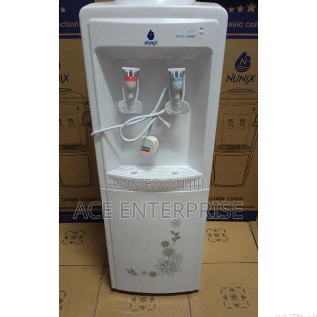 Hot and Cold Water Dispenser - main view