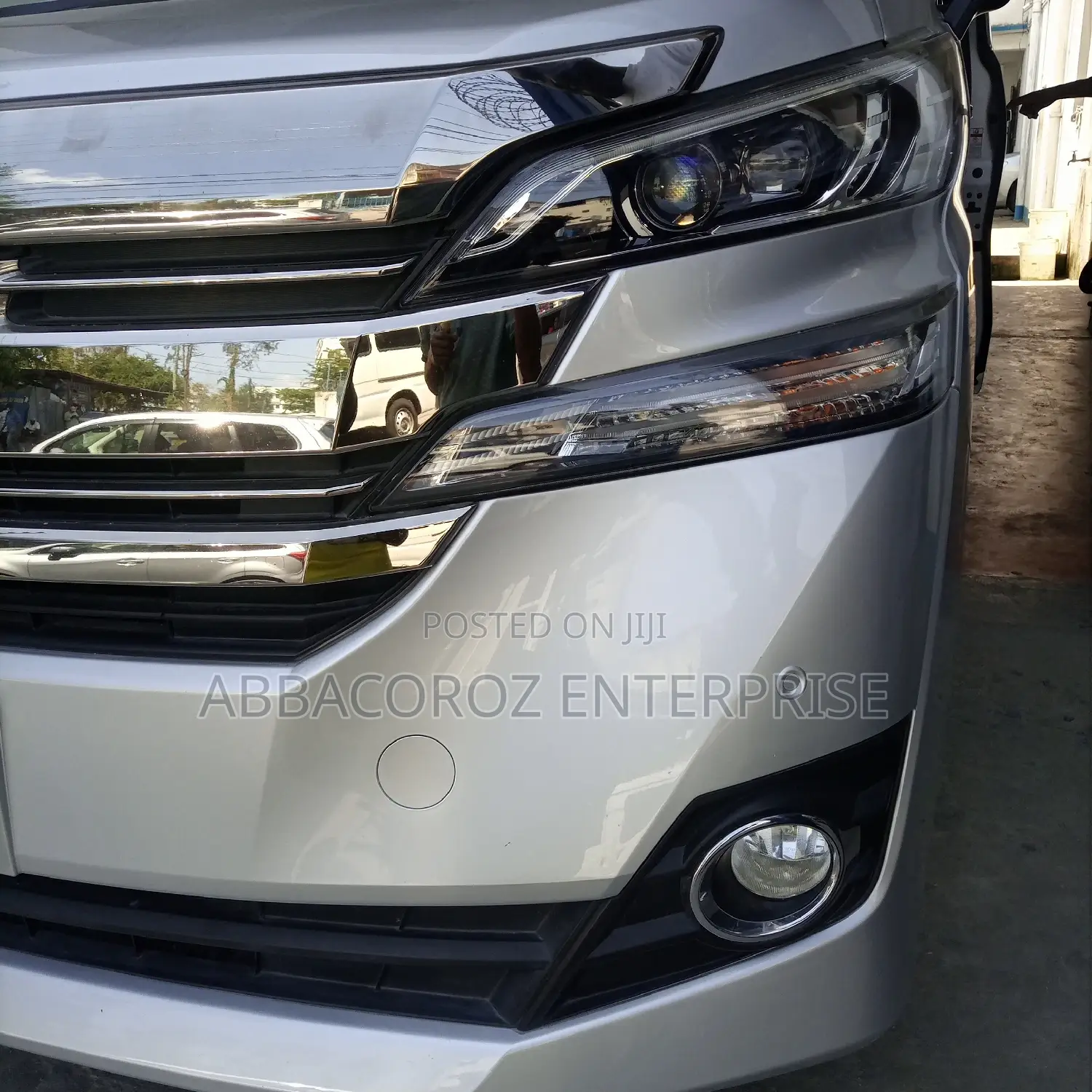 Toyota Vellfire 2015 Silver