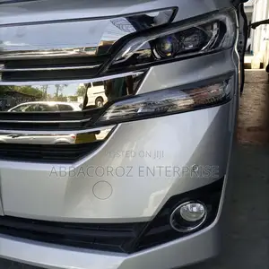 Toyota Vellfire 2015 Silver