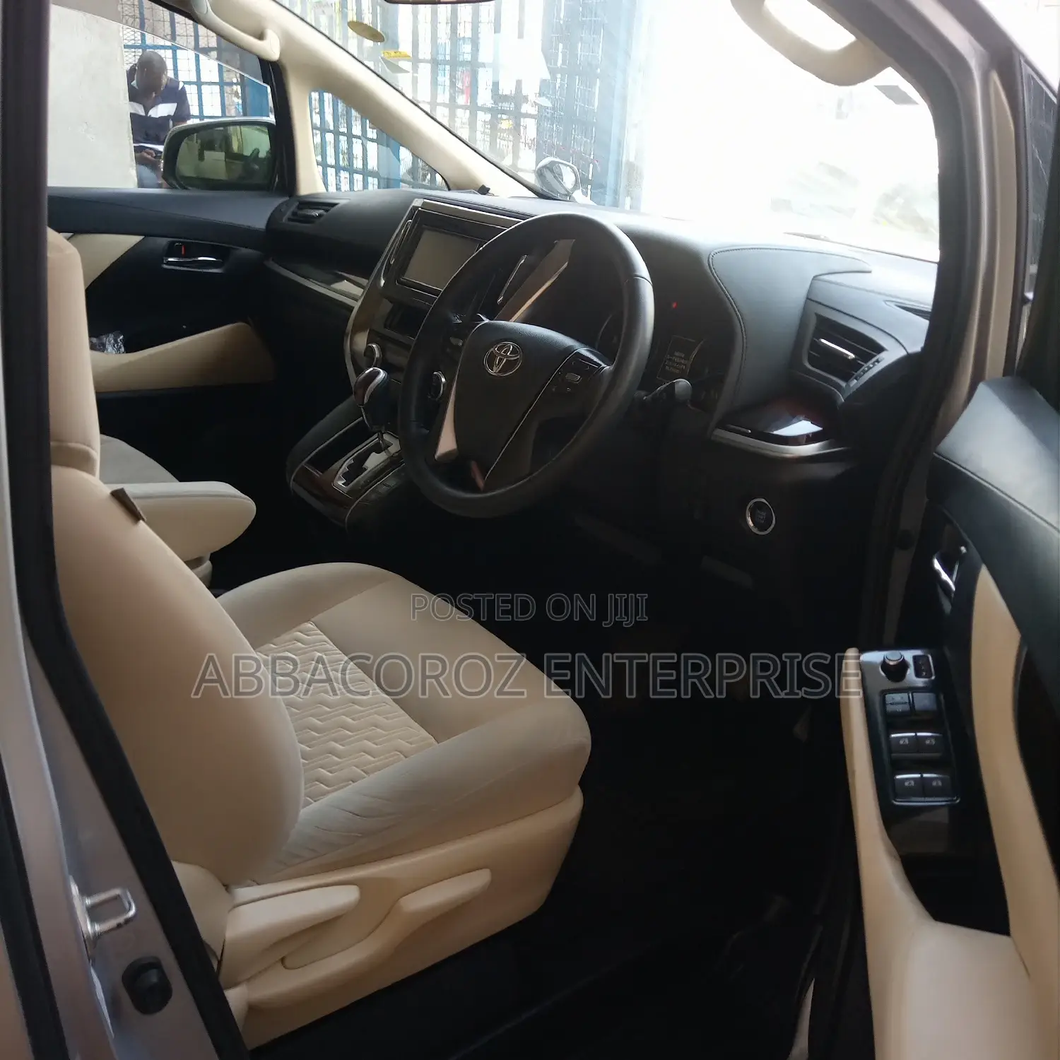 Toyota Vellfire 2015 Silver