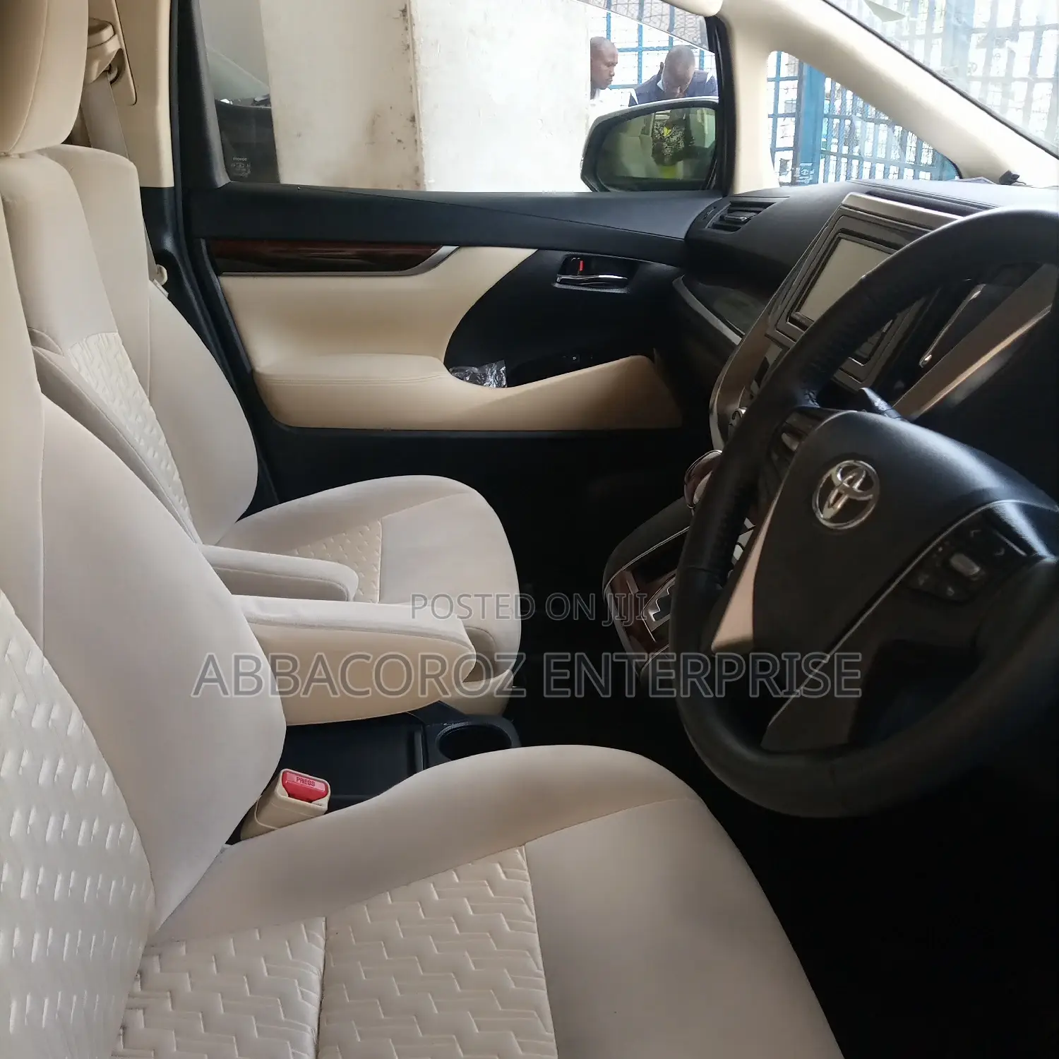 Toyota Vellfire 2015 Silver
