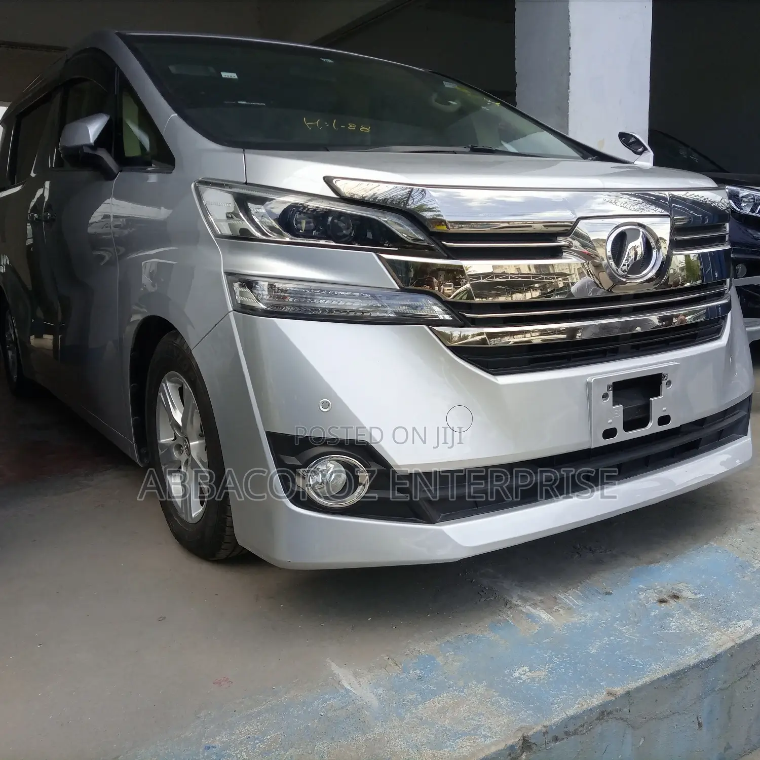 Toyota Vellfire 2015 Silver