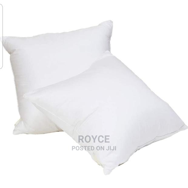Throw Pillow Pair _(Fibre Filled) - main view