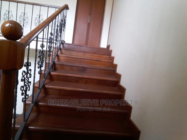 4bdrm Townhouse in Hardy for Rent - thumbnail 3