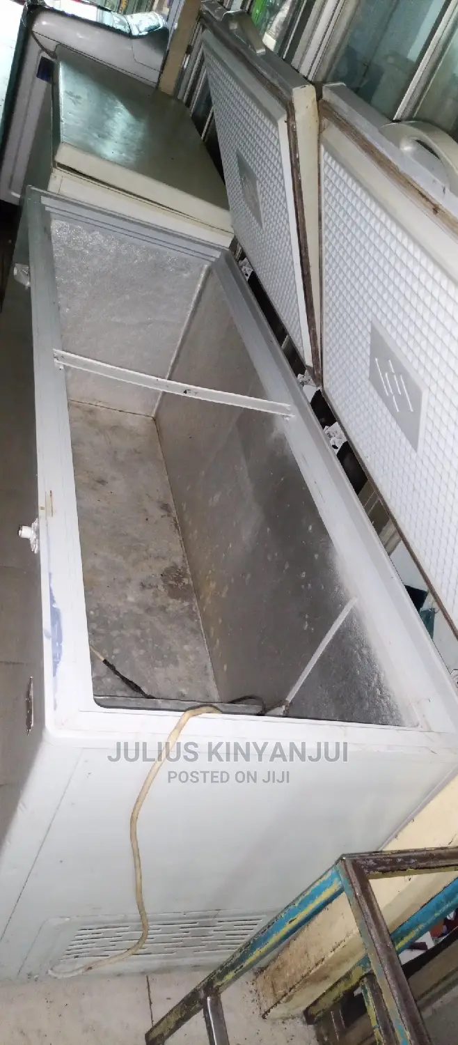 780 Litres Freezer