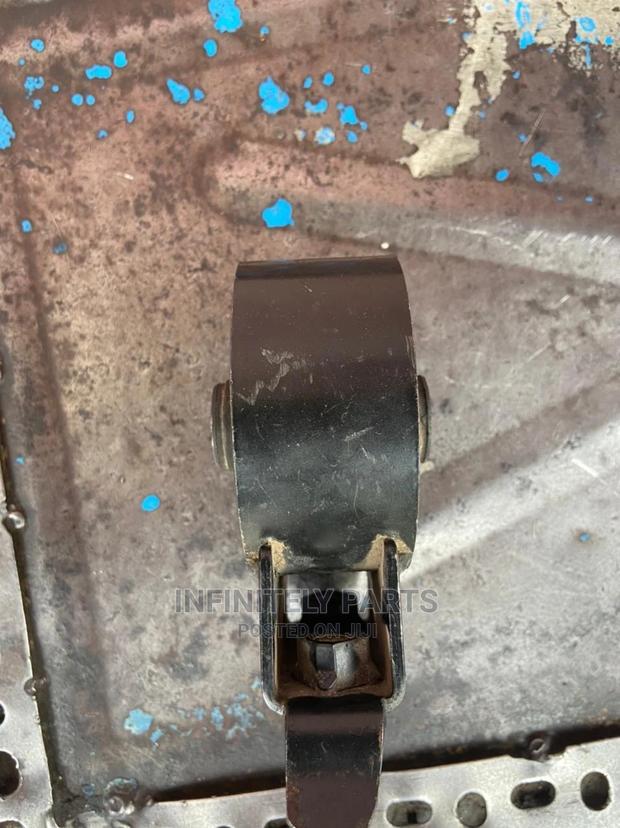 Toyota Probox Front Gearbox Mounting - thumbnail 4