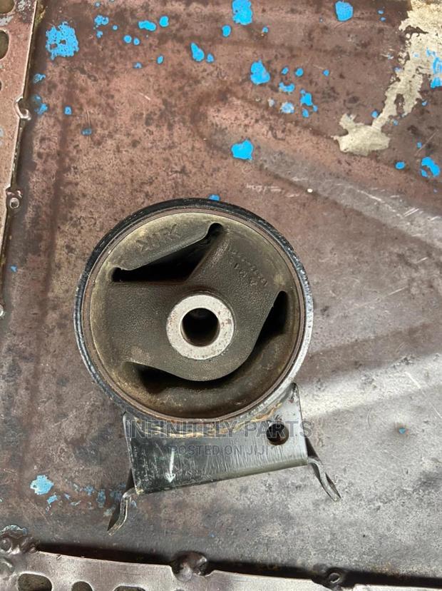 Toyota Probox Front Gearbox Mounting - main view