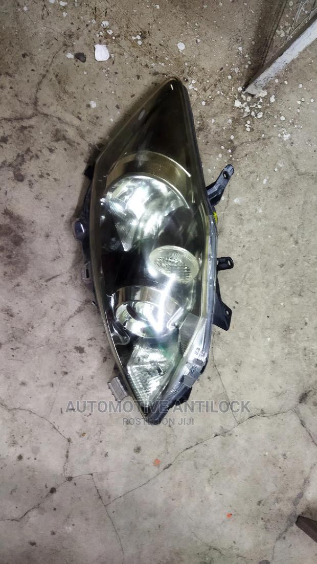 Auris 2010 Xenon Headlights