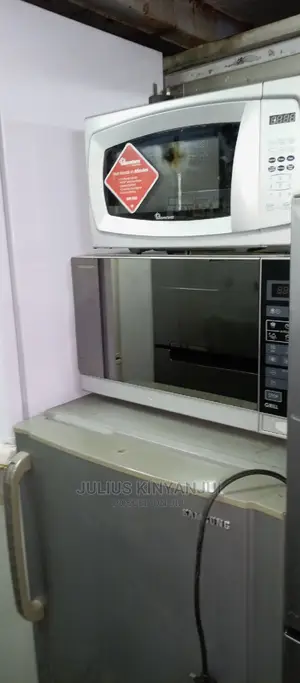 Microwave Oven