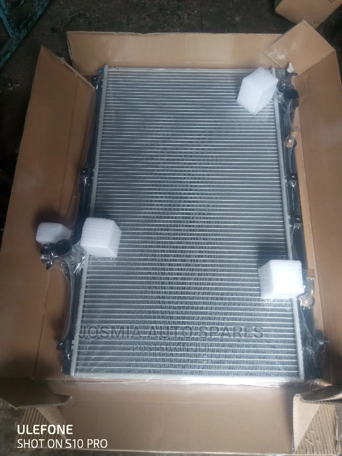 Ipsum, Voxy, Noah Radiator