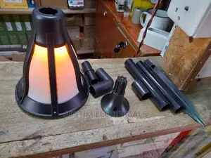 2w Flaming Garden Solar Lamp