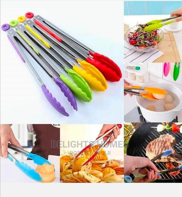 *Non Stick Coloured Tongs