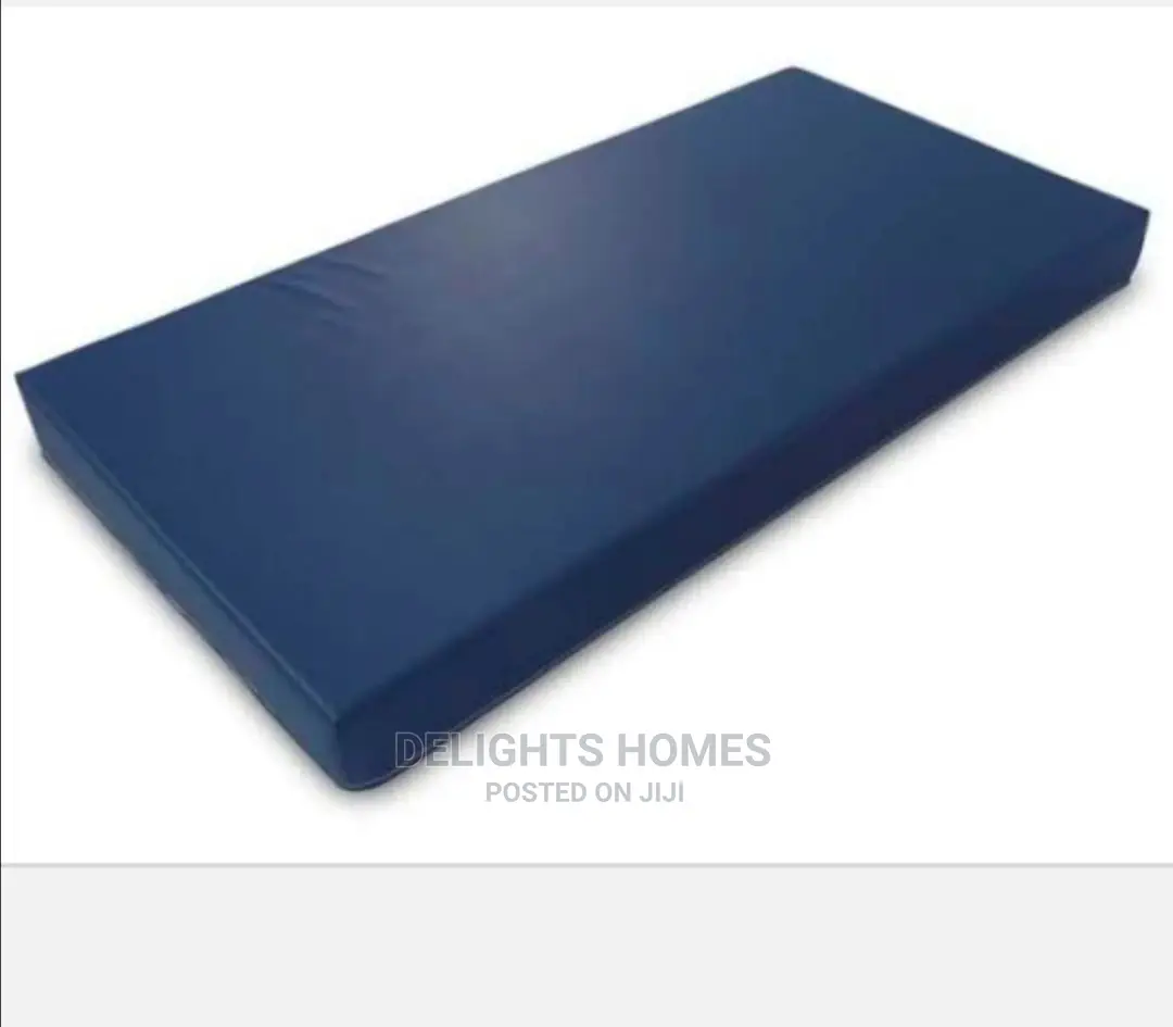 Macintosh Matress Protector 3by6