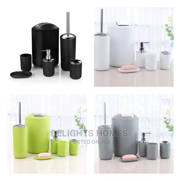 Bathroom Cleaning Set - main view