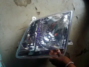 Isuzu Dmax 2007 Headlight