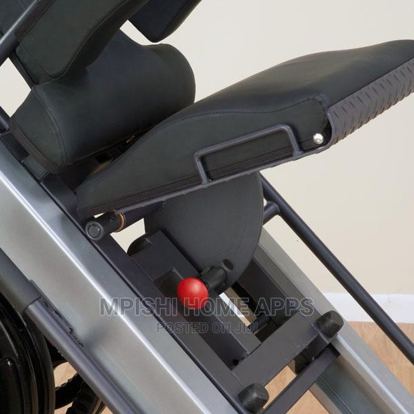 Leg Press/Hack Squat Machine - thumbnail 6