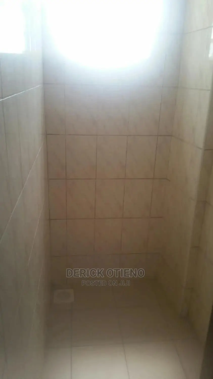 2bdrm Block of Flats in Kilimani for Rent
