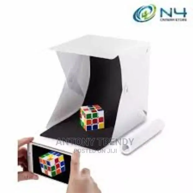This Professional Photo Light Box /30x30 Cm