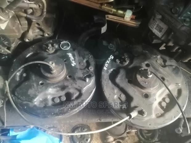 Suzuki Swift Rear Hub. - thumbnail 2