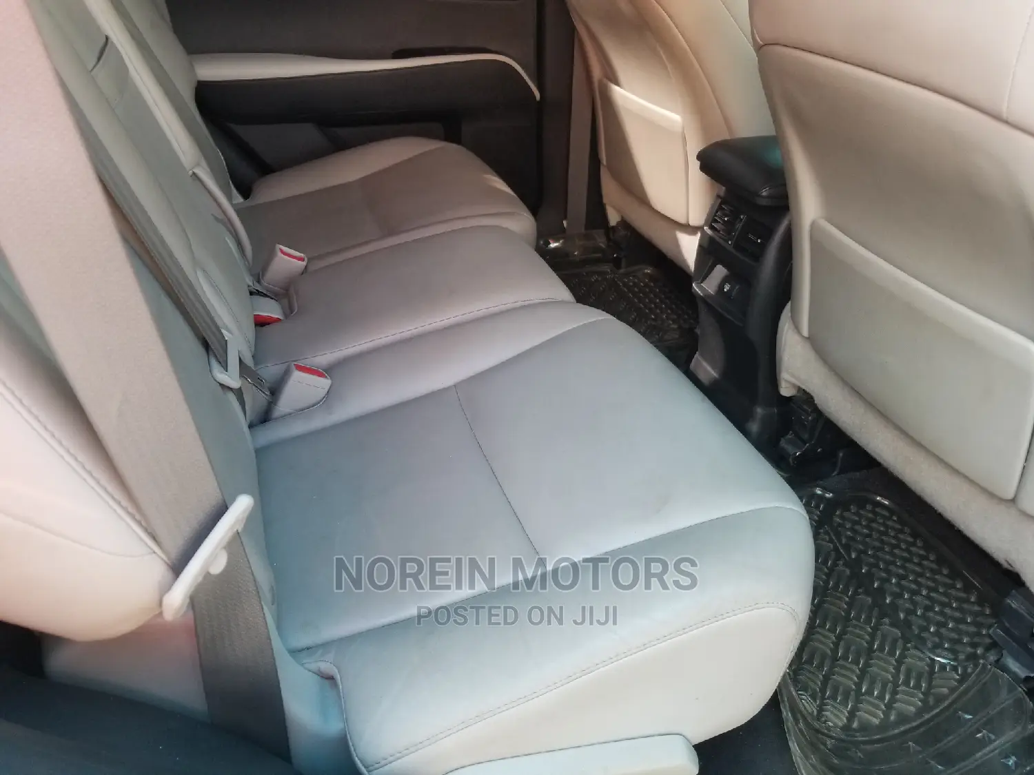 Toyota Harrier 2012 White