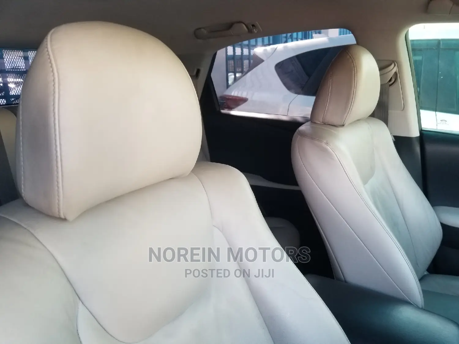 Toyota Harrier 2012 White