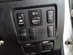 Toyota Hilux 2014 SR5 4x4 Silver