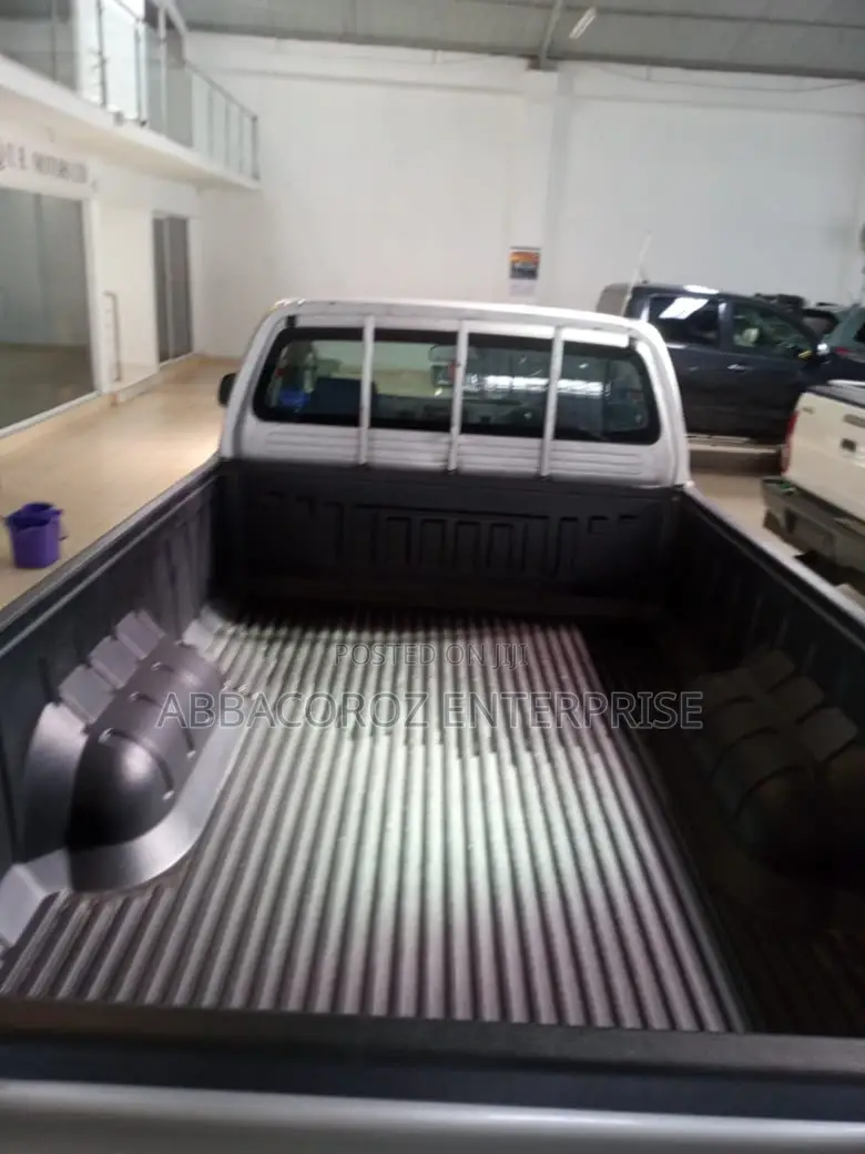 Toyota Hilux 2014 SR5 4x4 Silver