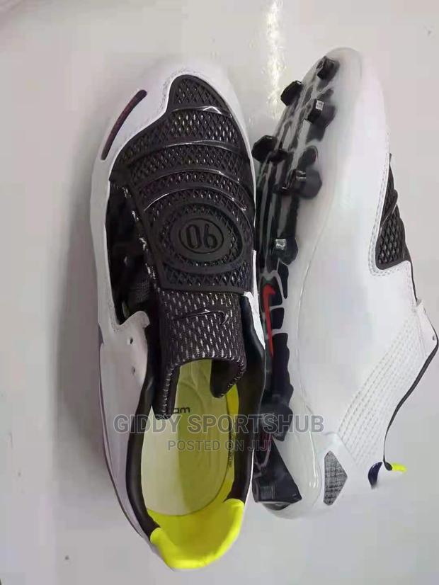 T90 Football Shoes