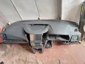 Dashboard Whole Compatment Subaru Legacy Br9.