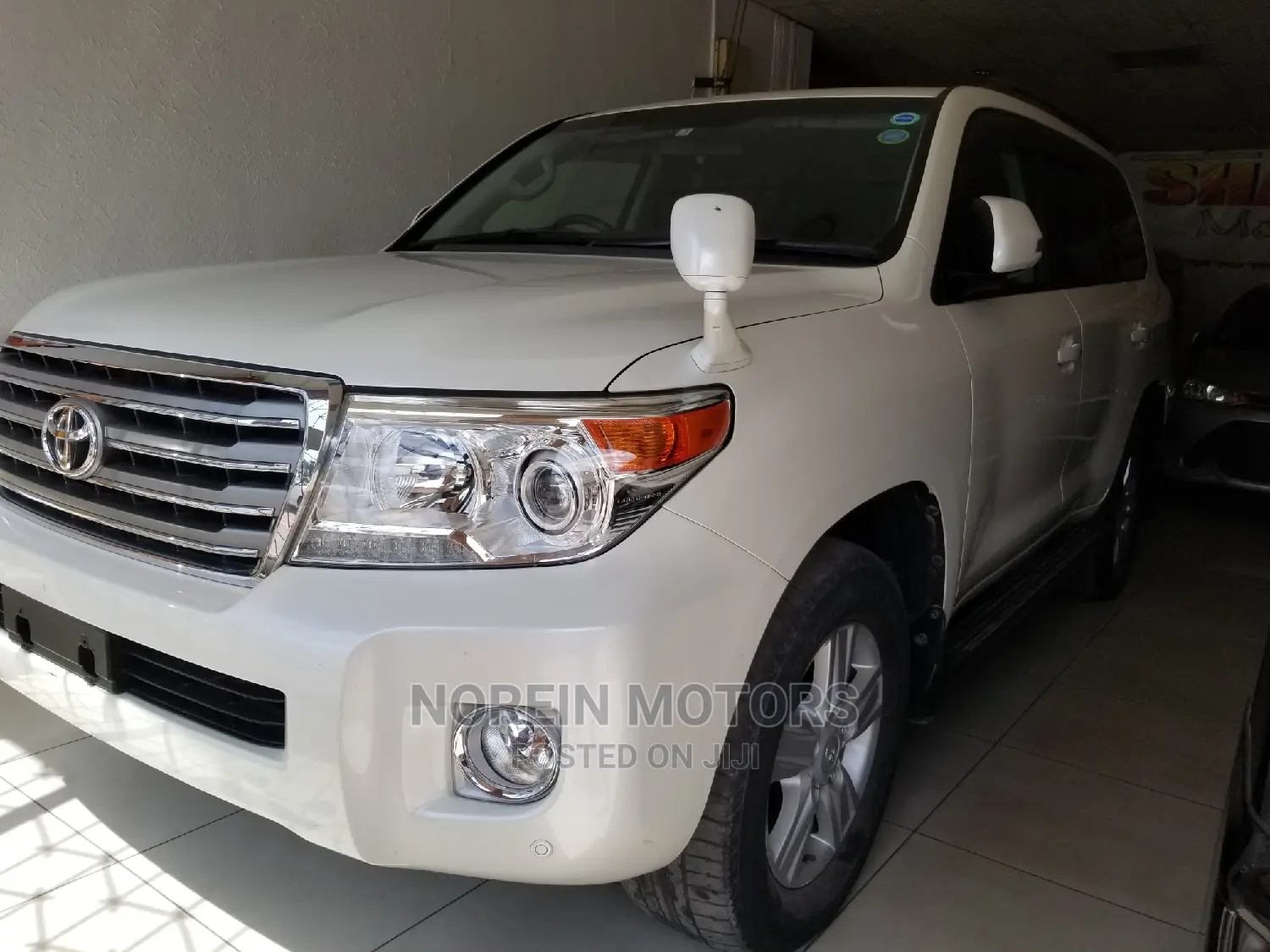Toyota Land Cruiser 2014 White
