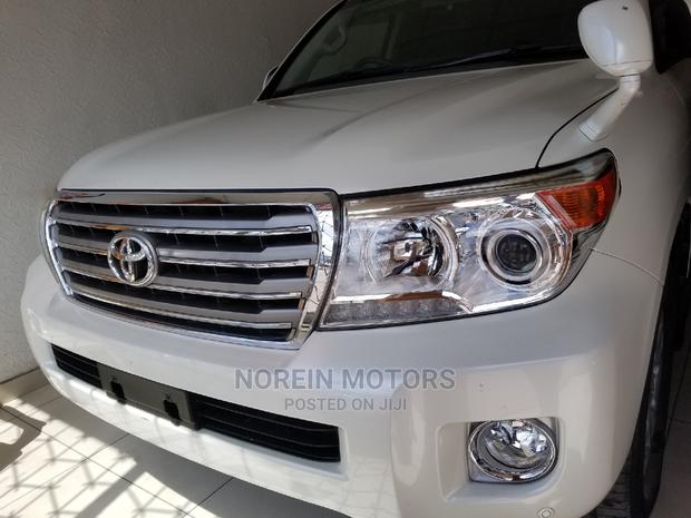 Toyota Land Cruiser 2014 White - thumbnail 2