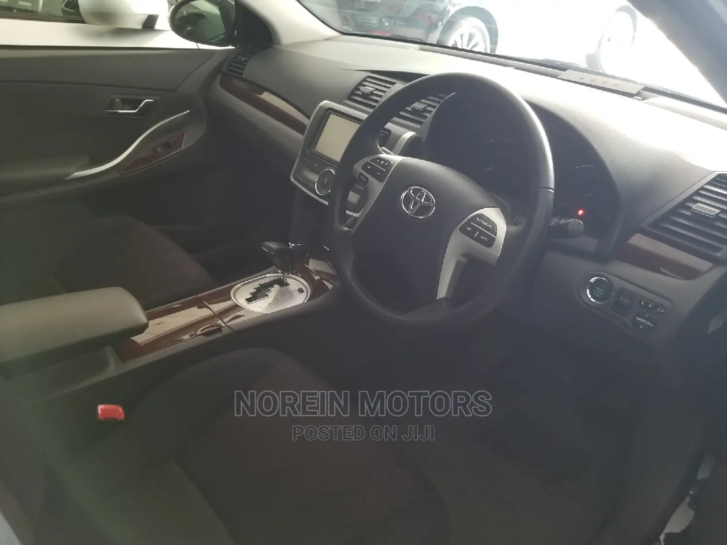 Toyota Premio 2016 Black