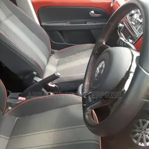Volkswagen Up 2014 Orange
