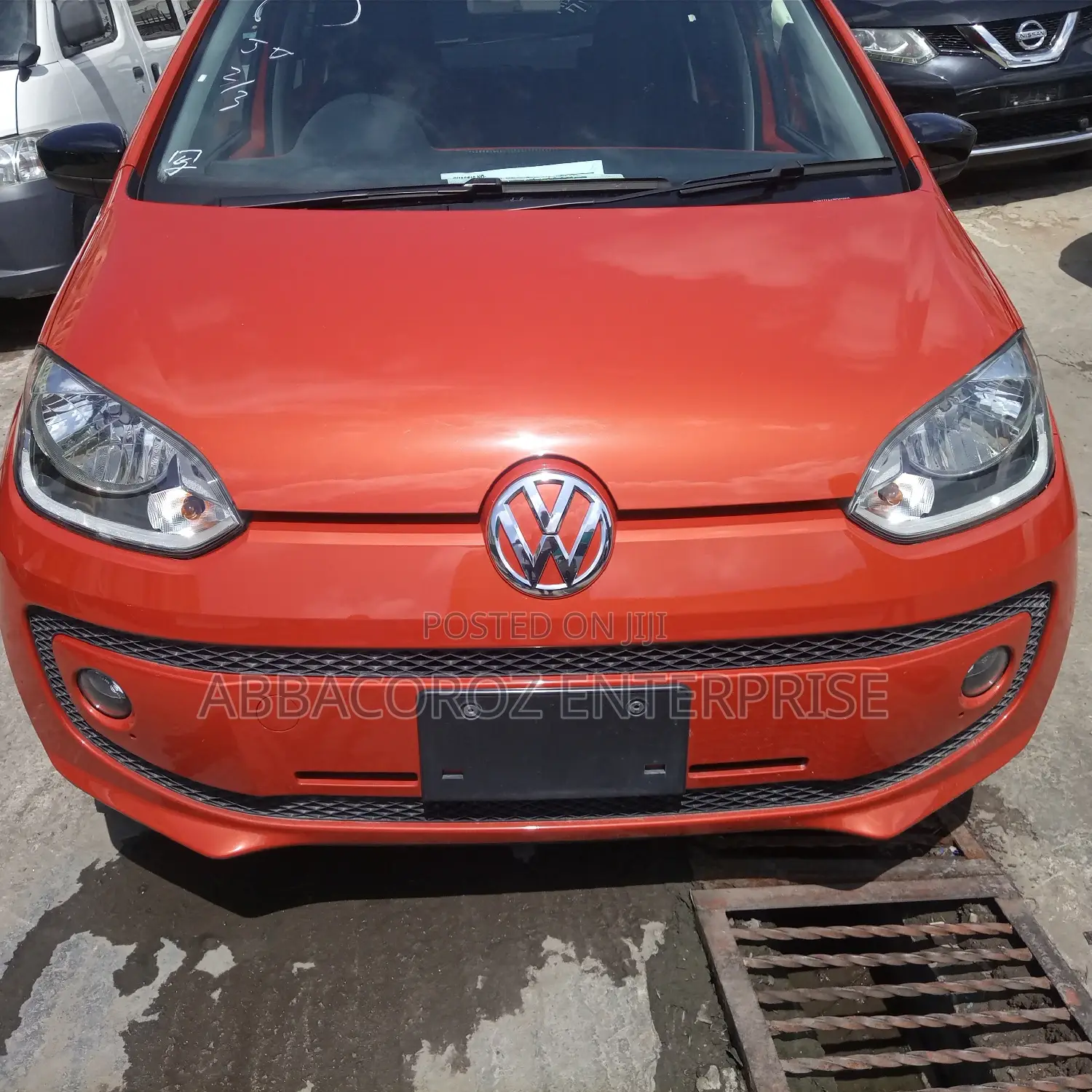 Volkswagen Up 2014 Orange