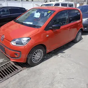Volkswagen Up 2014 Orange